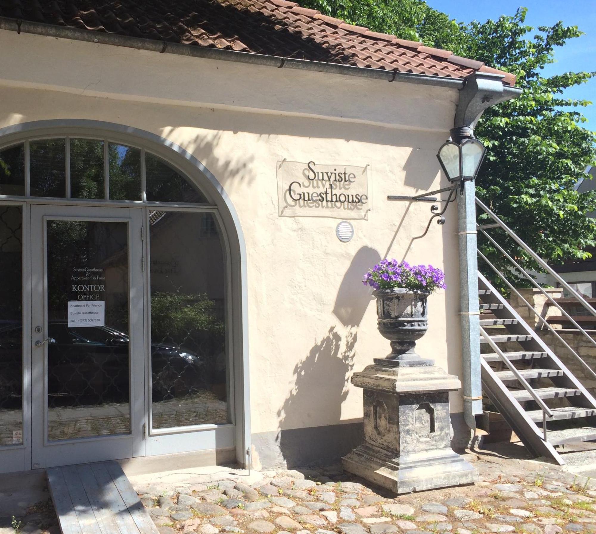 Suviste Guesthouse Kuressaare Esterno foto